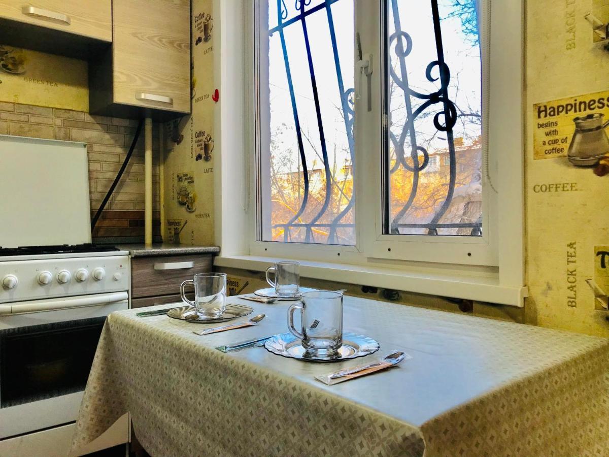 Apartaments In The City Center Karaganda Luaran gambar