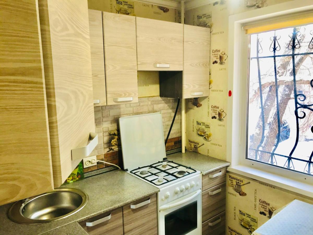 Apartaments In The City Center Karaganda Luaran gambar